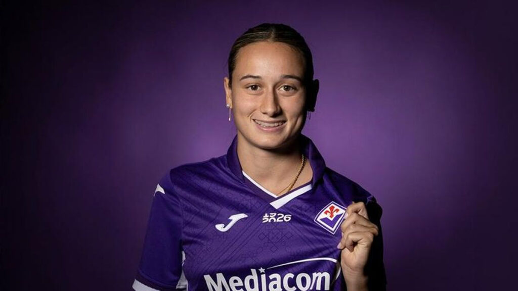 Alba Cerrato ficha por la Fiorentina hasta 2030 y da el salto a la Serie A