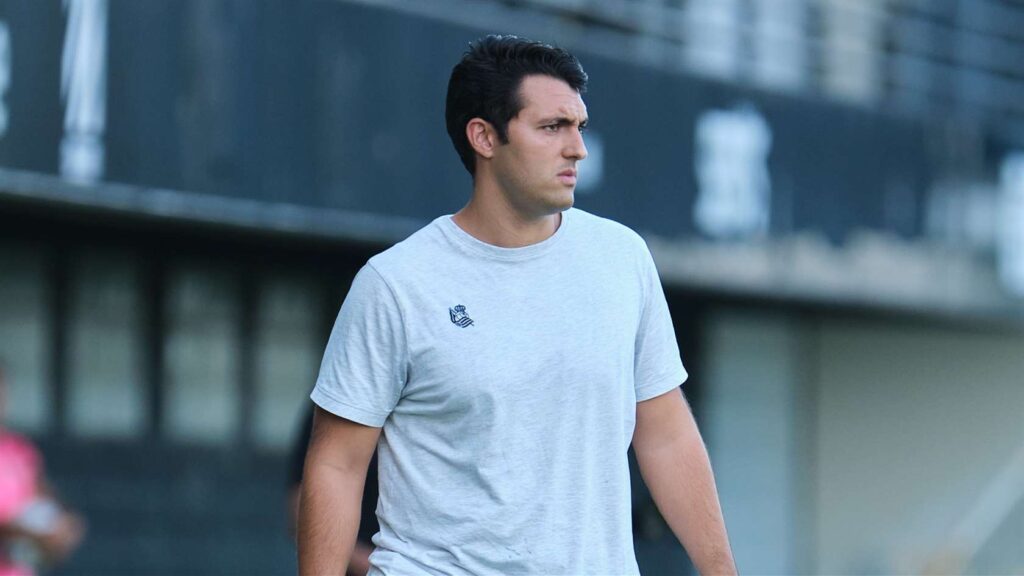 Sorpresa en la Real Sociedad: Arturo Ruiz rescinde y pone rumbo al Brighton a dos días del debut liguero
