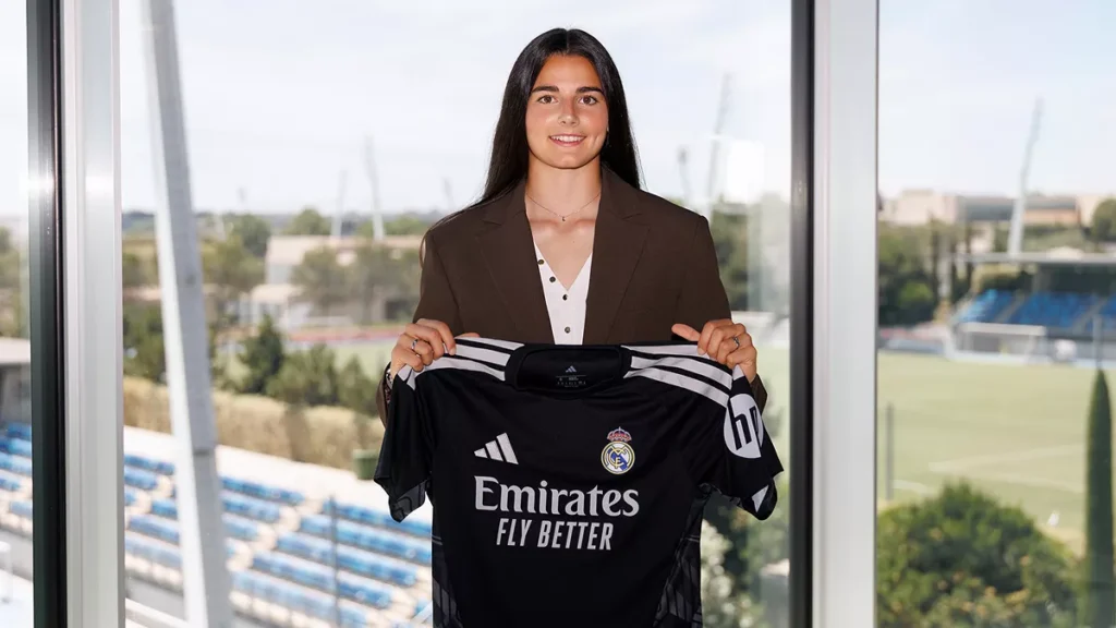Laia López asciende al primer equipo del Real Madrid y firma hasta 2030