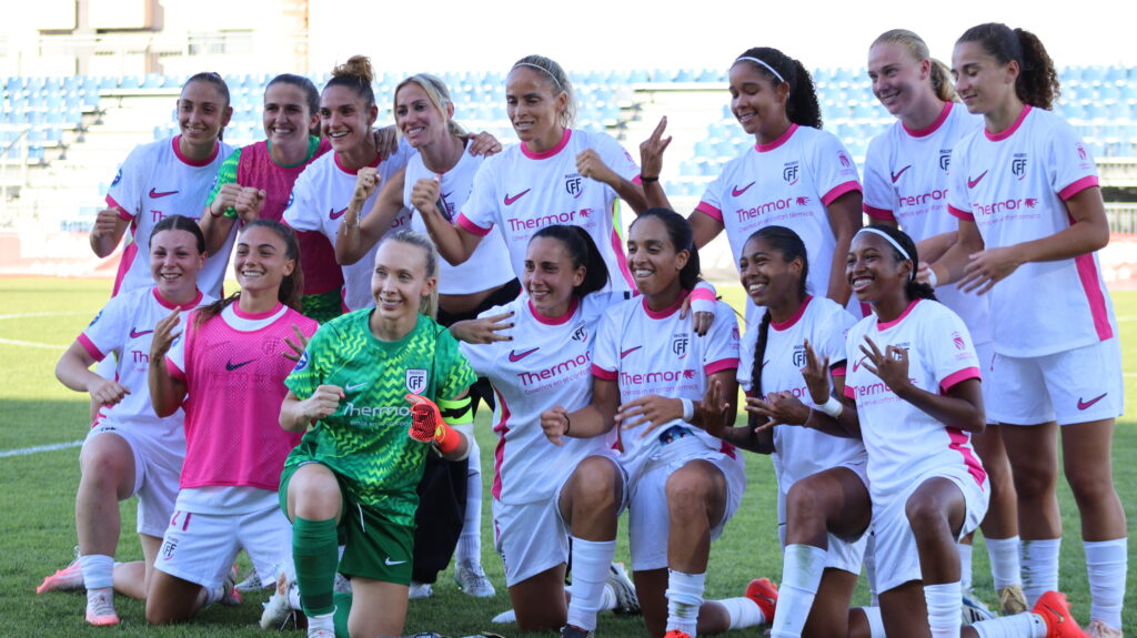 El Madrid CFF sigue imbatible: pleno de victorias con un golazo de Emilie Holt ante el Sevilla